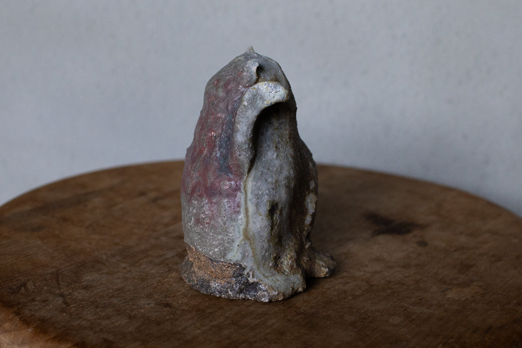 高橋燎 / 曖昧で小ぶりな招き猫 ’24初窯作品 薪窯(トレインキルン)オブジェ