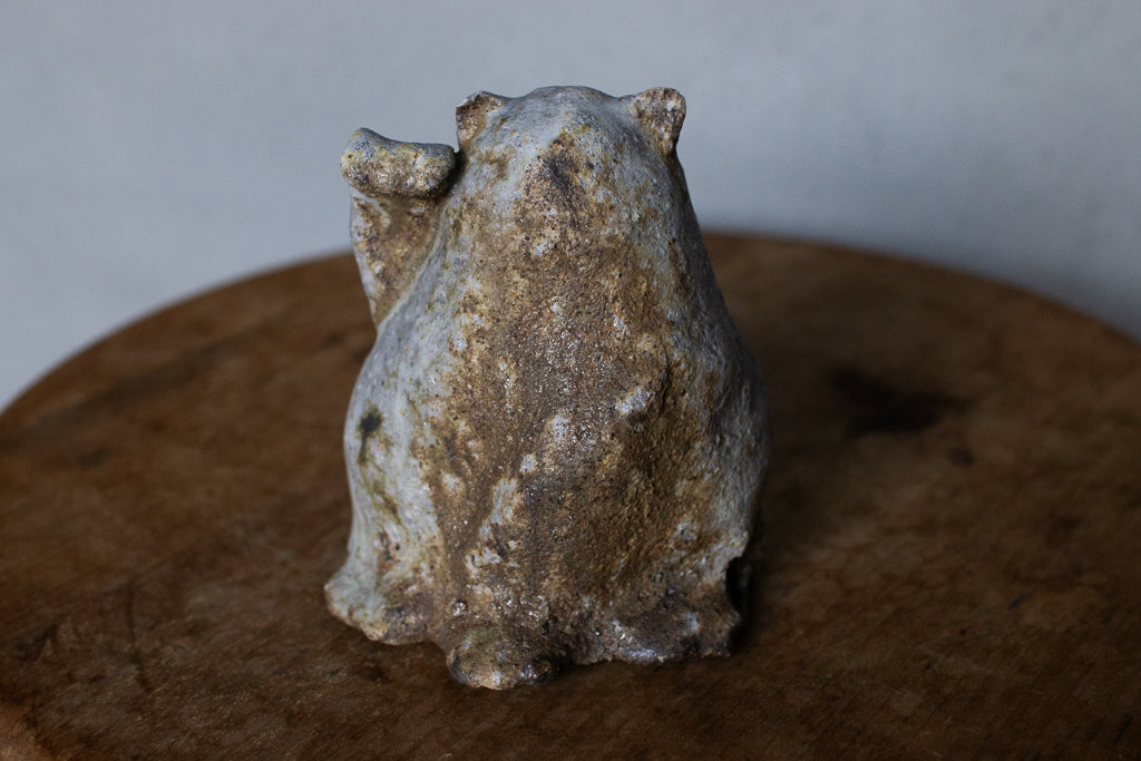 高橋燎 / 曖昧で小ぶりな招き猫 ’24初窯作品 薪窯(トレインキルン)オブジェ