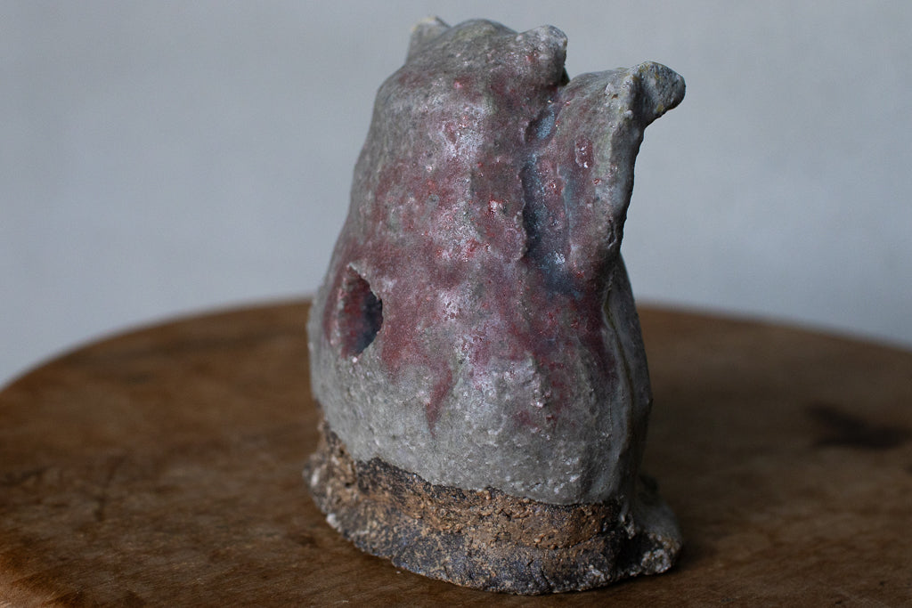 高橋燎 / 曖昧で小ぶりな招き猫 ’24初窯作品 薪窯(トレインキルン)オブジェ