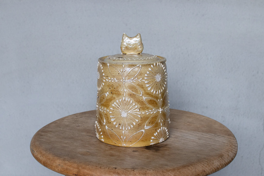 Ayaka / 土もの 蓋もの シュガーポット イッチン 猫