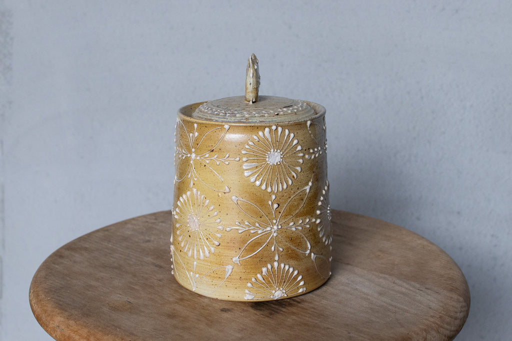 Ayaka / 土もの 蓋もの シュガーポット イッチン 猫