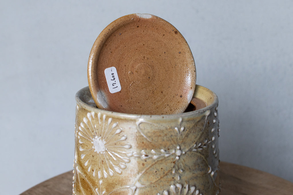 Ayaka / 土もの 蓋もの シュガーポット イッチン 猫