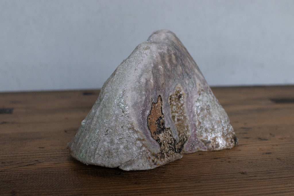 高橋燎 / オブジェ”山” ’24薪窯(トレインキルン)