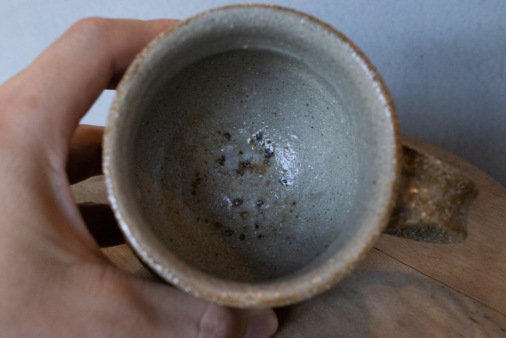 西川真衣 / イッチン氷裂文様 マグカップ