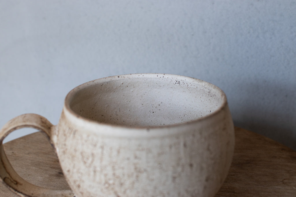 Kazuma Yamamoto / Shirodo Aya Mug