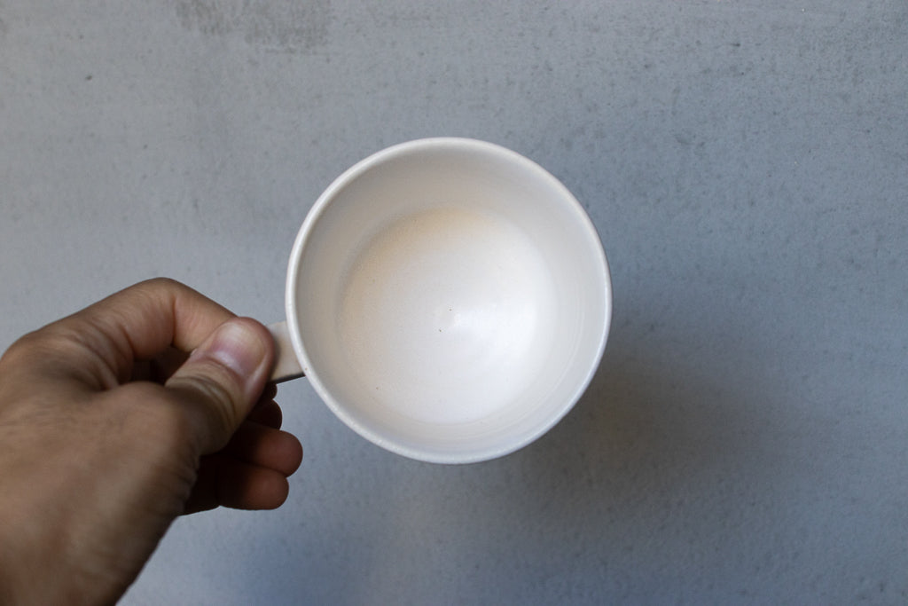 yoshida pottery / 玉脚コーヒーカップ(ホワイト)'25