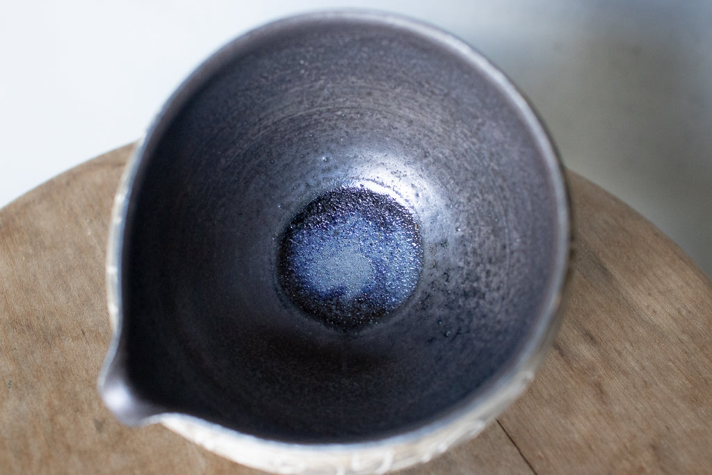 中島智靖 / 枯色線紋 片口(丸)A  ’24 リズミカルな器 酒器 注器