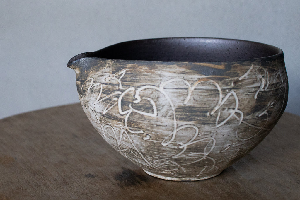 中島智靖 / 枯色線紋 片口(丸)B  ’24 リズミカルな器 酒器 注器