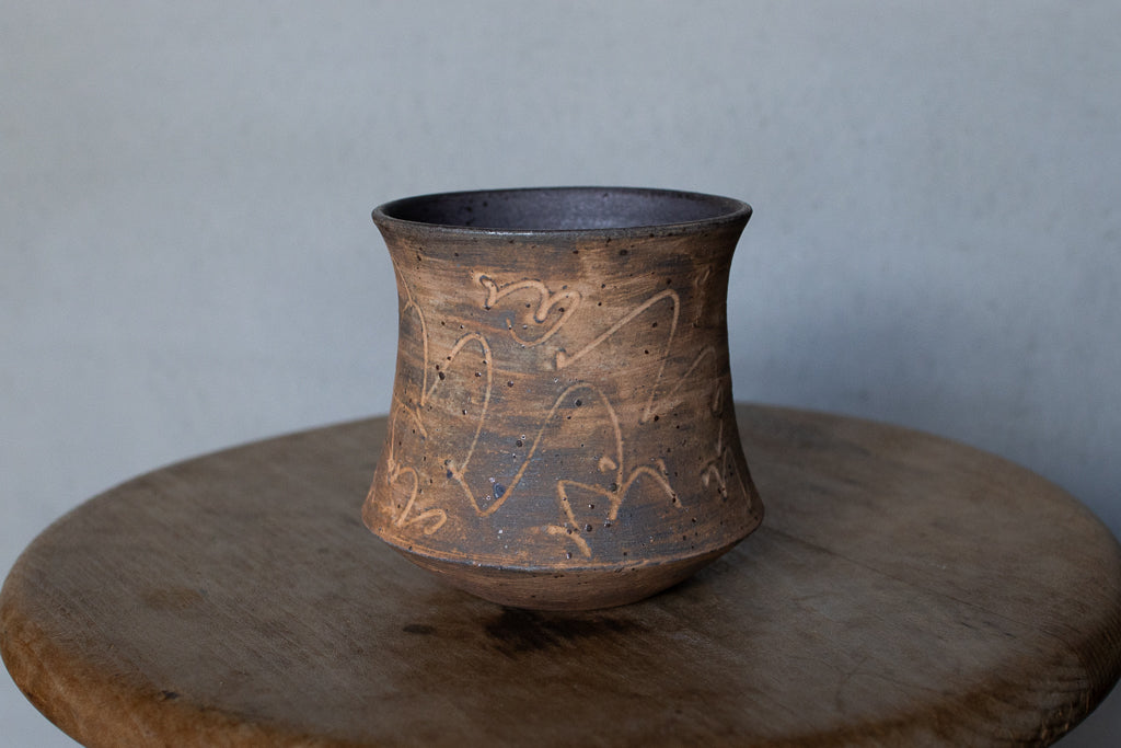 中島智靖 / 枯色線紋 角マグカップ 赤褐色