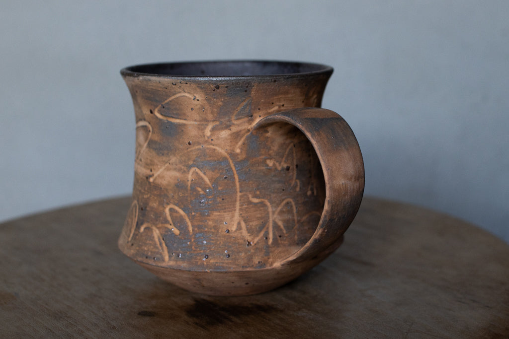 中島智靖 / 枯色線紋 角マグカップ 赤褐色