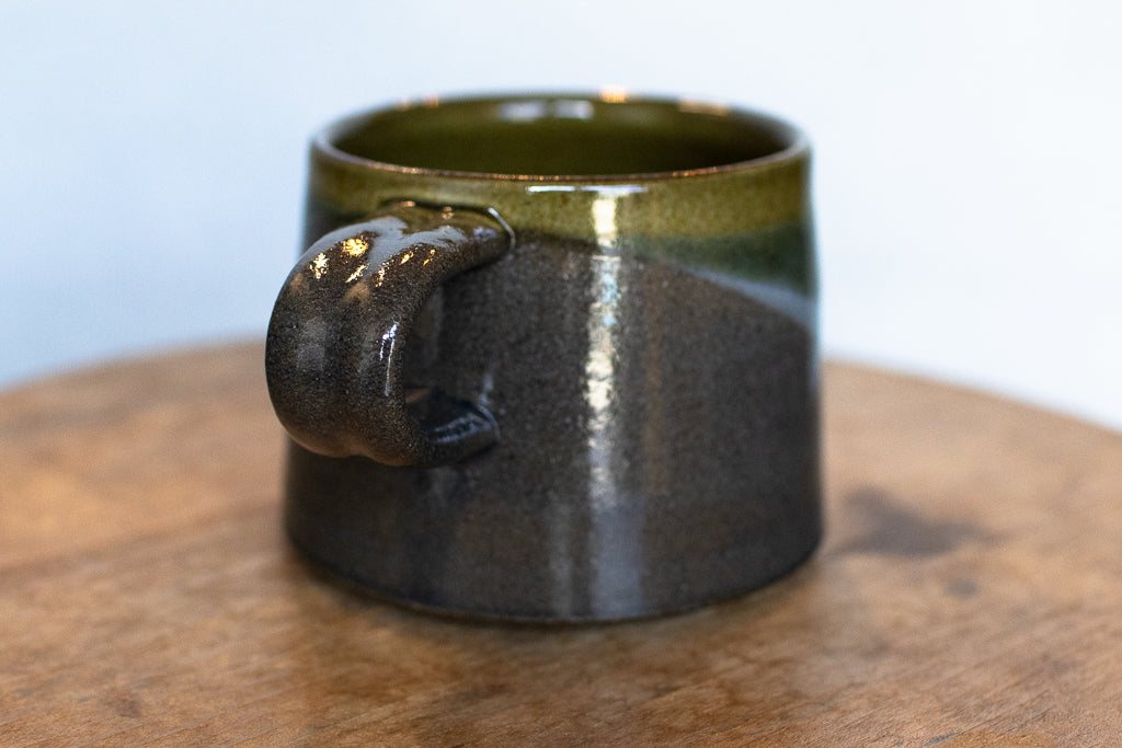 佐川義乱 / 掛け分けマグカップS グリーン系 / 斜め柄