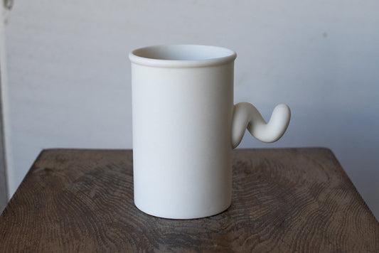 菊池俊治 / Sマグ にょろにょろマグカップ Smug (コピー)