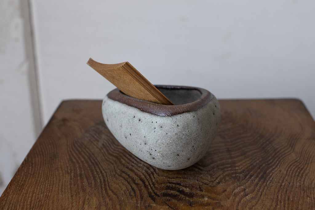 鷲沢ワシ子 / クウ 台皿 3寸