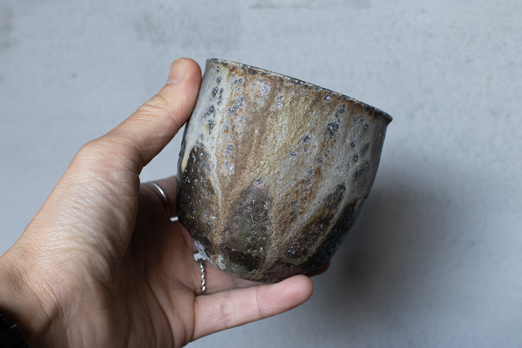 高橋燎 / 丸湯呑み・フリーカップ 薪窯(トレインキルン)'24個展出展作品