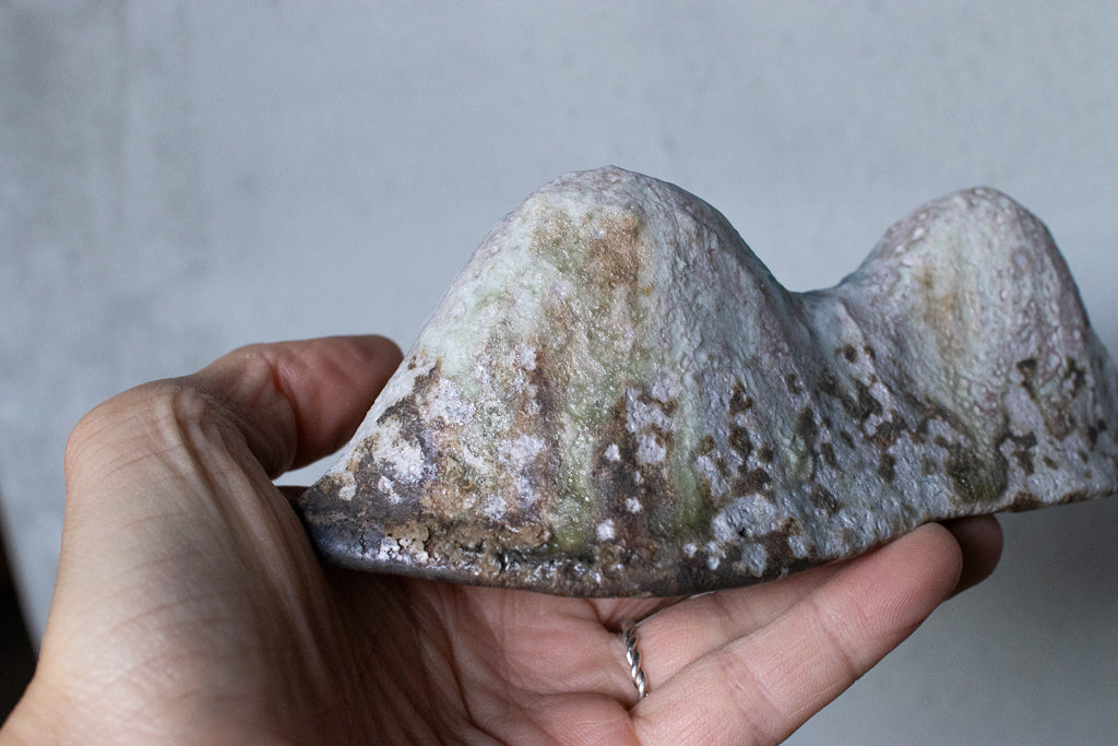 高橋燎 / オブジェ”山 大” 薪窯(トレインキルン) '24個展出展作品