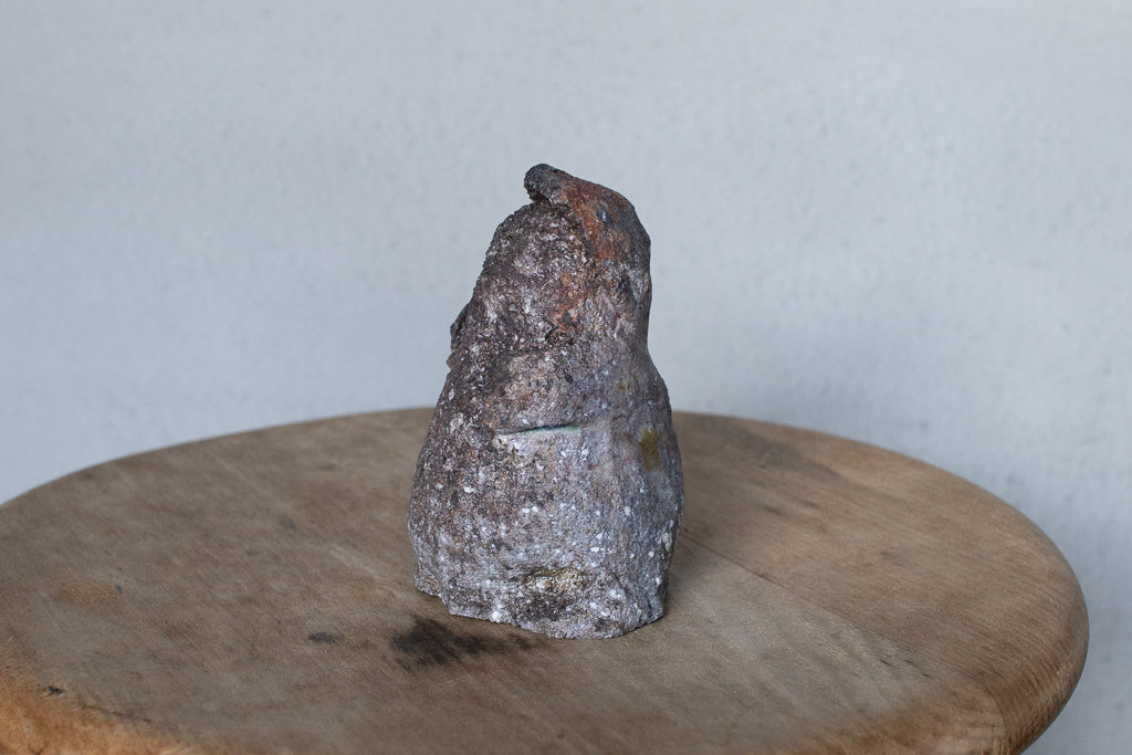 高橋燎 / 曖昧なたぬき1 薪窯(トレインキルン)'24個展出展作品