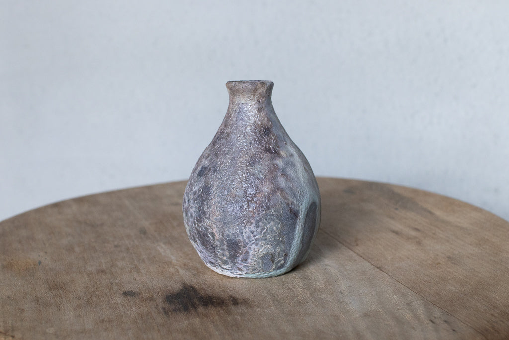 高橋燎 / 小さな一輪挿し 薪窯(トレインキルン)'24個展出展作品