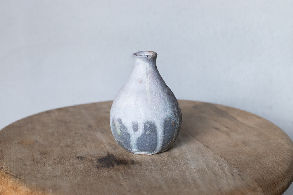 高橋燎 / 小さな一輪挿し 薪窯(トレインキルン)'24個展出展作品