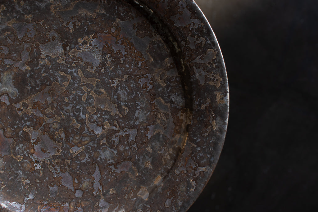 平井秀 / リムプレート(くろがね) 8寸 24.5cm