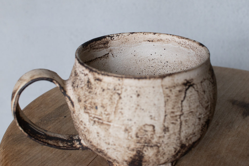 Kazuma Yamamoto / Shirodo Aya Mug