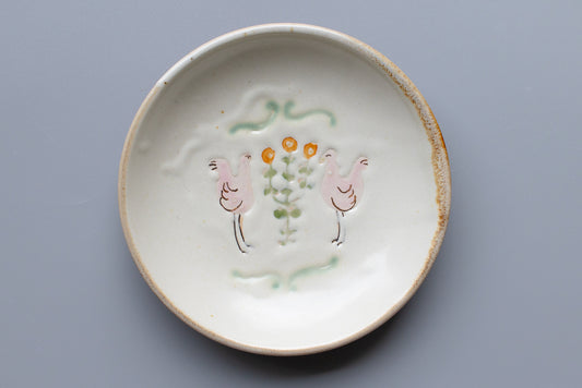 小早川智里 / 5寸丸皿 ピンクの鳥とオレンジのお花柄