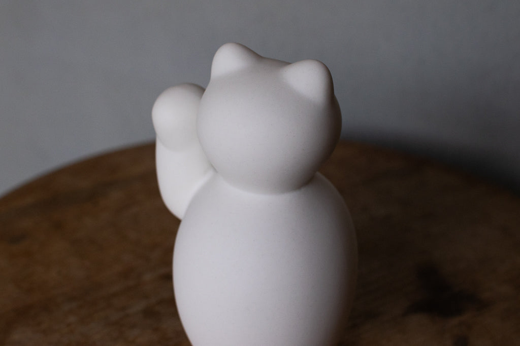 菊池俊治 / まねきねこ オブジェ MANEKINEKO