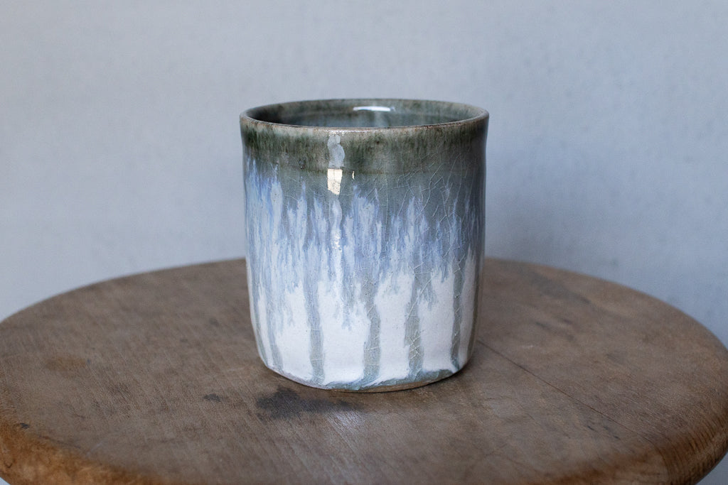 Toru Murasawa / Mug, ash glaze, hanging