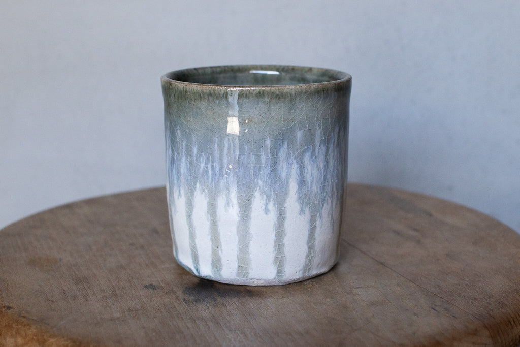 Toru Murasawa / Mug, ash glaze, hanging