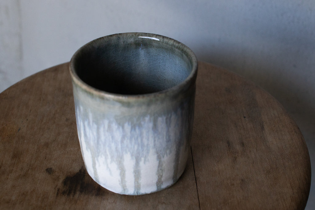 Toru Murasawa / Mug, ash glaze, hanging