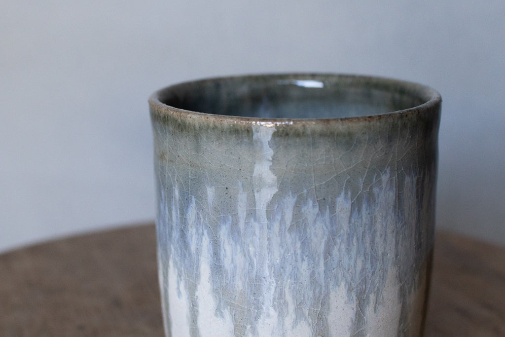 Toru Murasawa / Mug, ash glaze, hanging