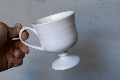 yoshida pottery / Jade leg cup (antique white)