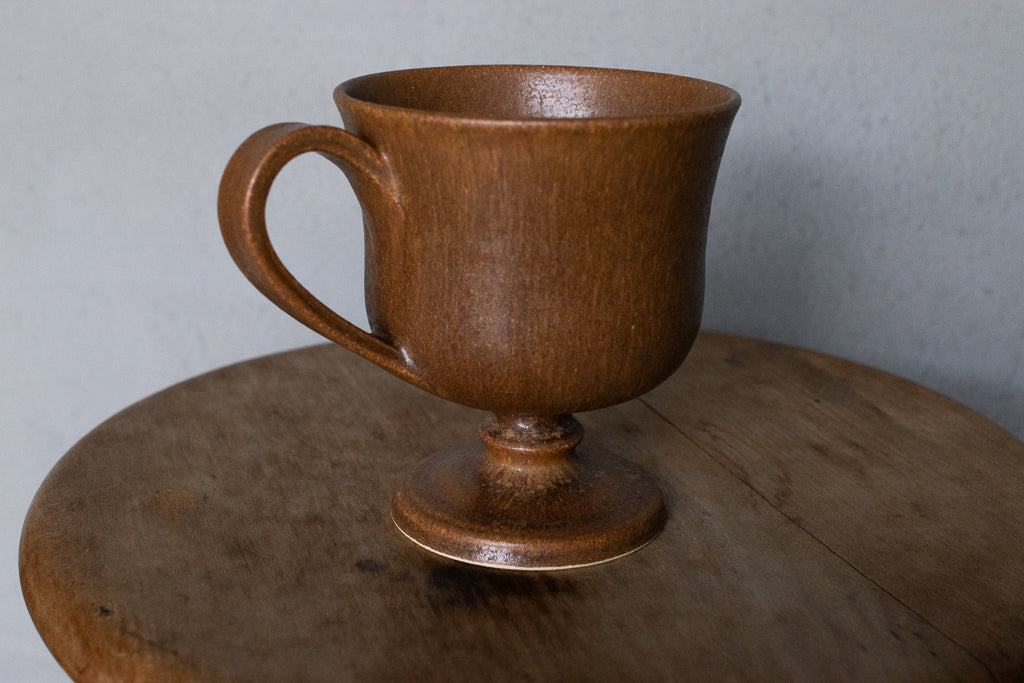 yoshida pottery / 玉脚コーヒーカップ（さびいろ こはく）'25