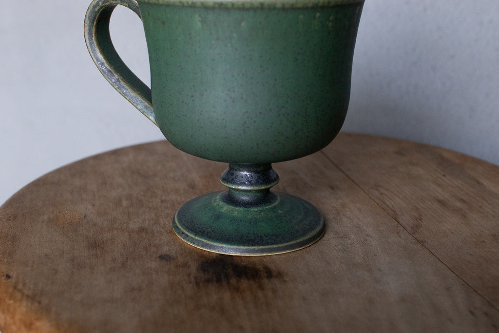 yoshida pottery / 玉脚コーヒーカップ（さびいろ うぐいす）'25