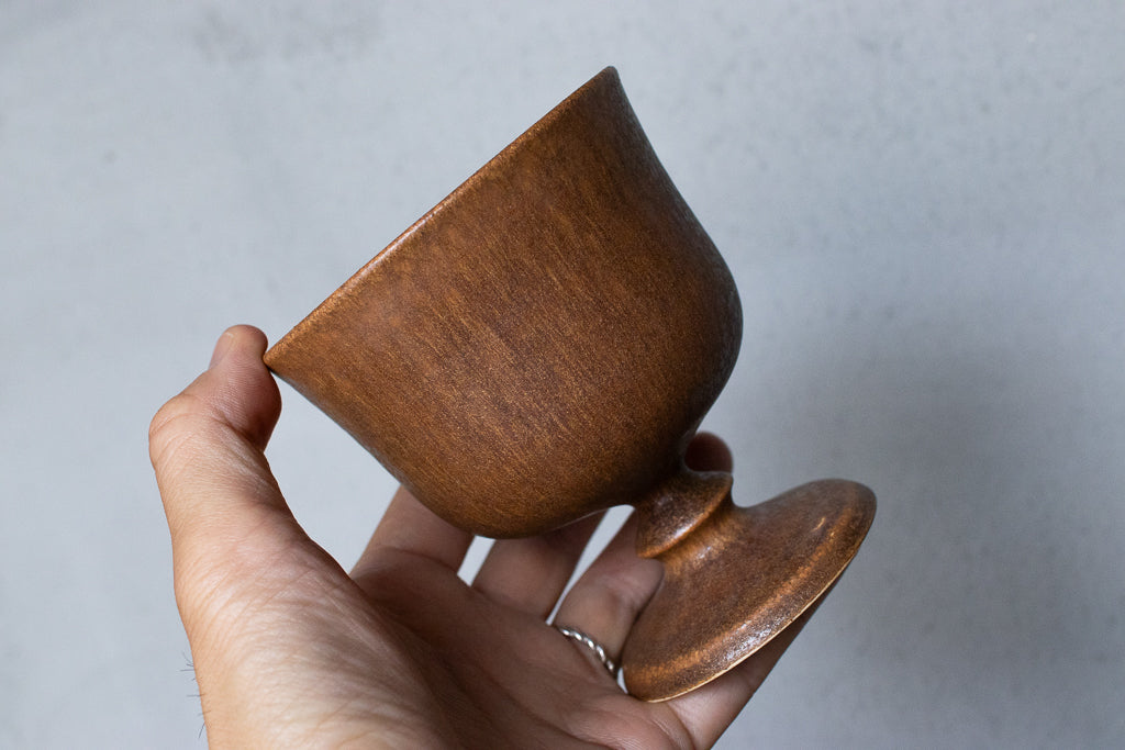 yoshida pottery / 玉脚アイスカップ（さびいろ こはく）'25 ゴブレット