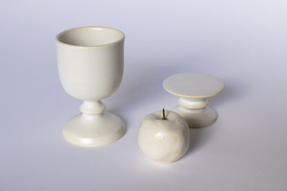 yoshida pottery / Jade leg cup (antique white)