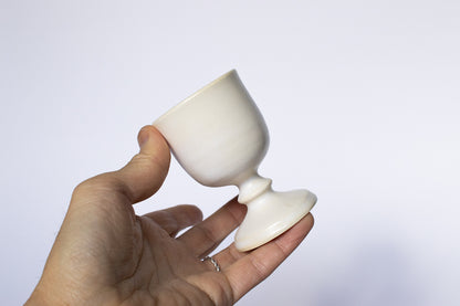 yoshida pottery / Jade leg cup (antique white)