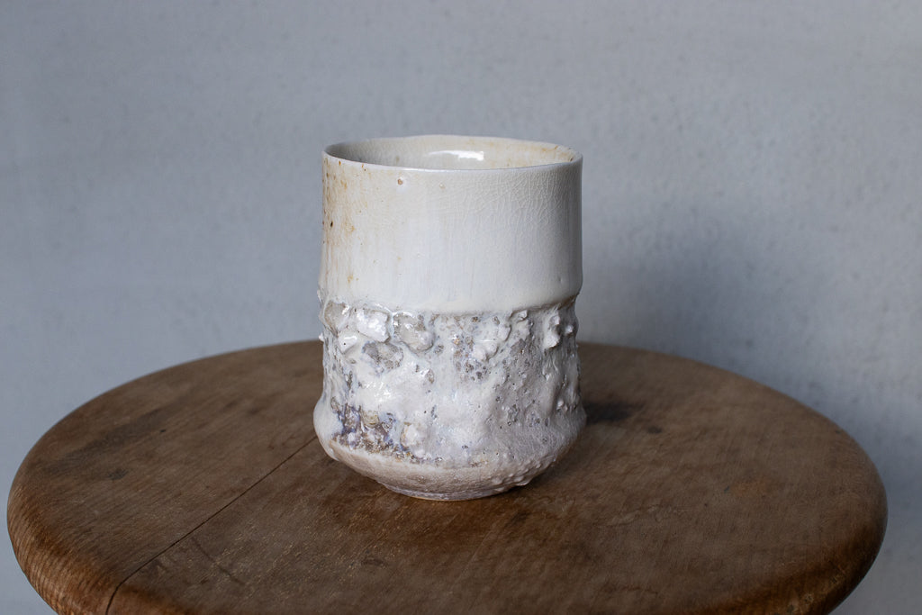 野中麟太郎 / 石のカップ（薪窯焼成）