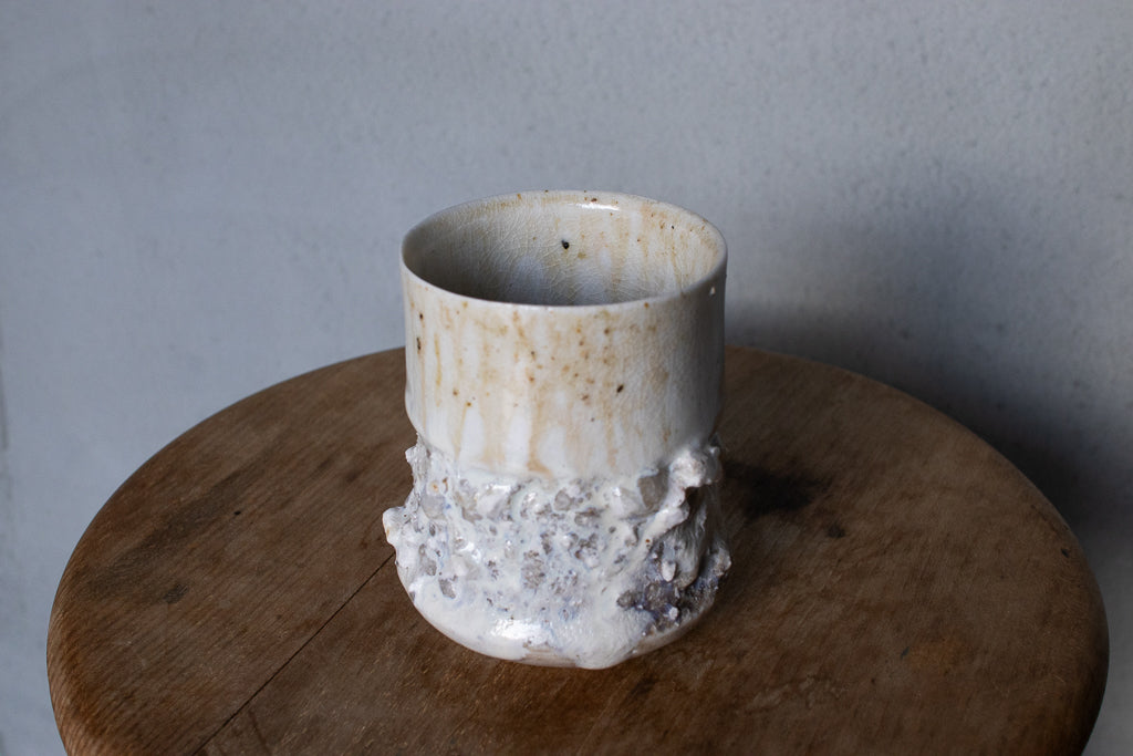 野中麟太郎 / 石のカップ（薪窯焼成）
