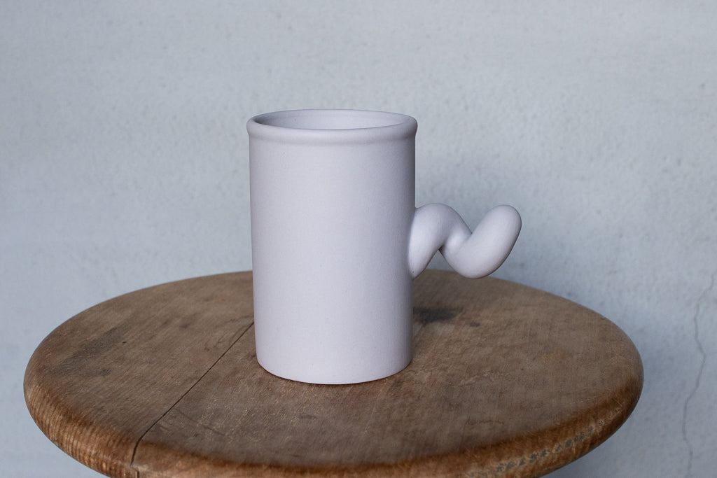 菊池俊治 / Sマグ グレー にょろにょろマグカップ Smug