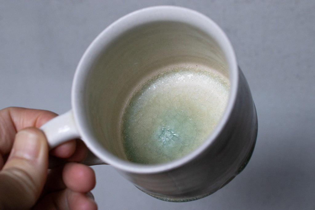 市川恵大 / 灰釉マグカップB