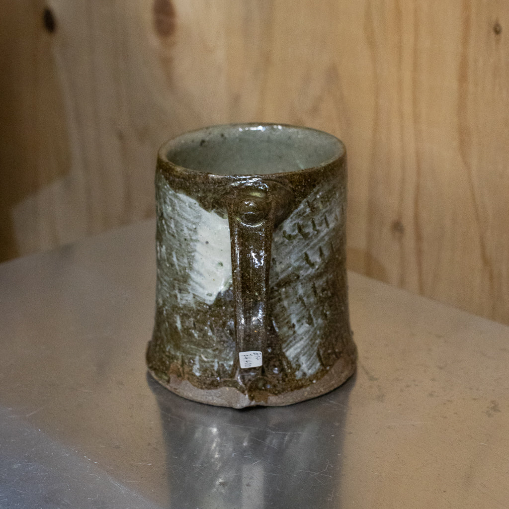 西川真衣 / 角マグカップ（飛びカンナに刷毛目）