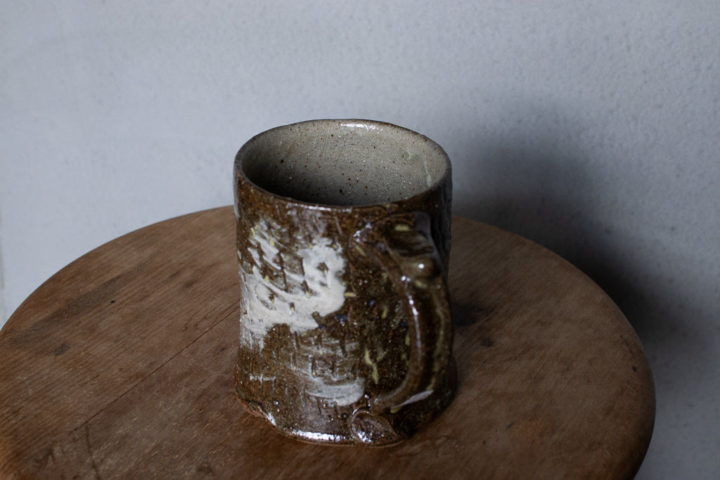 西川真衣 / 角マグカップ（飛びカンナに刷毛目）