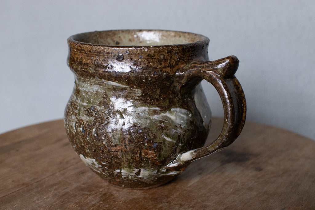 西川真衣 / 丸マグカップ（飛びカンナに刷毛目）B