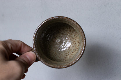 西川真衣 / 丸マグカップ（飛びカンナに刷毛目）B