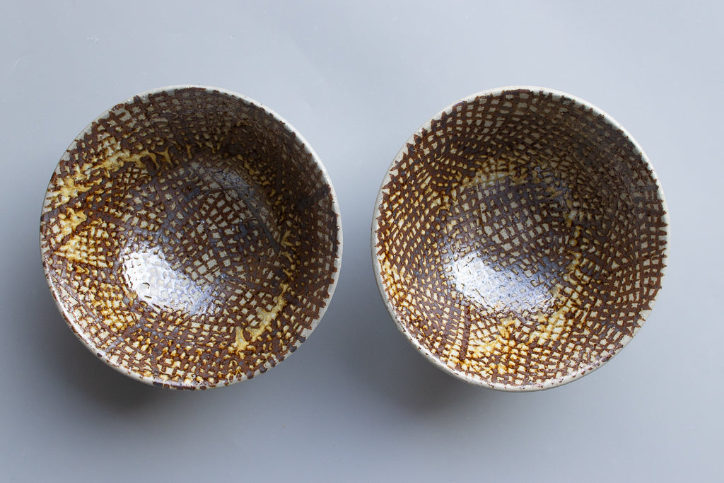 西川真衣 / 丼鉢 鉄絵 氷裂柄