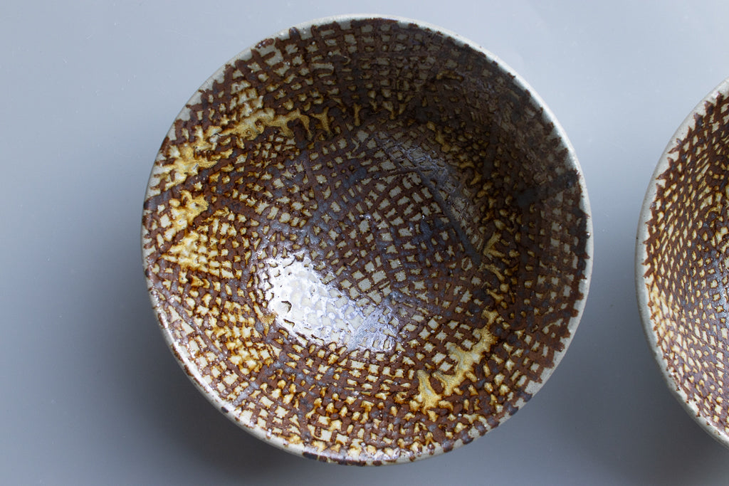 西川真衣 / 丼鉢 鉄絵 氷裂柄