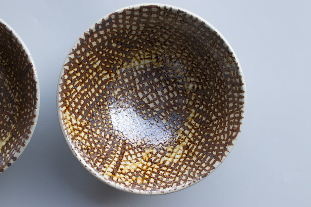 西川真衣 / 丼鉢 鉄絵 氷裂柄