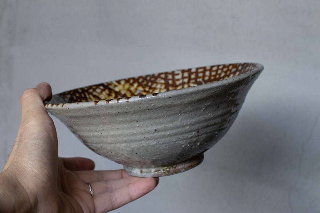 西川真衣 / 丼鉢 鉄絵 氷裂柄