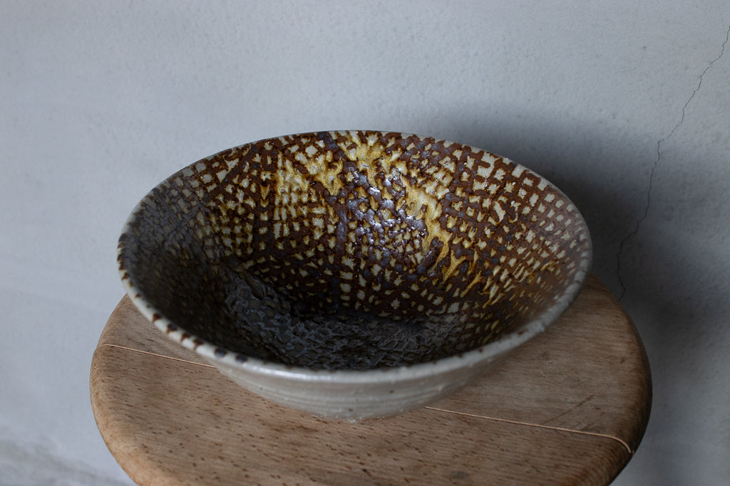 西川真衣 / 丼鉢 鉄絵 氷裂柄