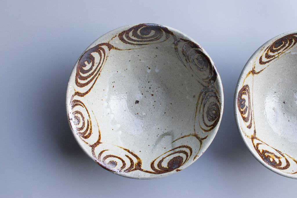 西川真衣 / 丼鉢 鉄絵 馬の目柄